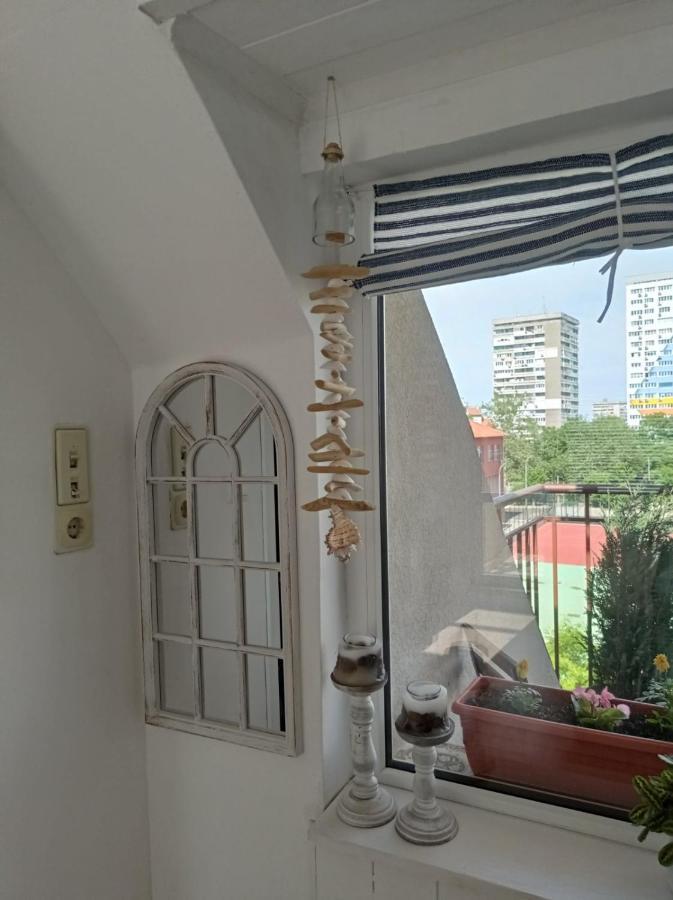 Studio San Stefano Burgas Esterno foto